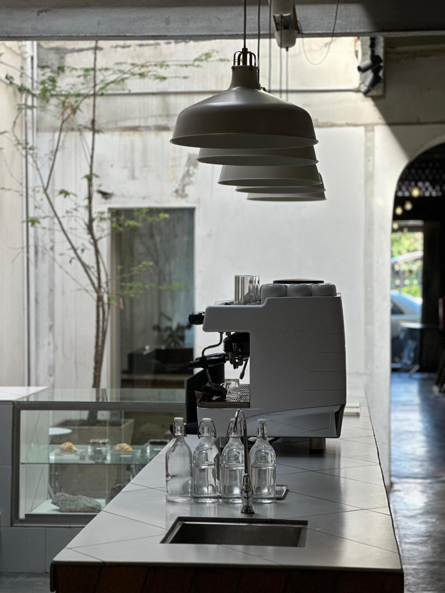 The Frame Guest house 2*